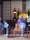 ご本堂へ